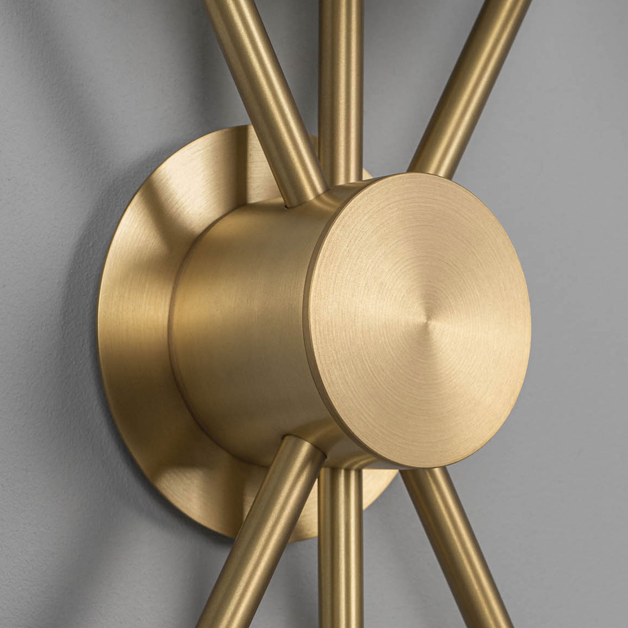 Schwung Orion 6 Globe Wall Light